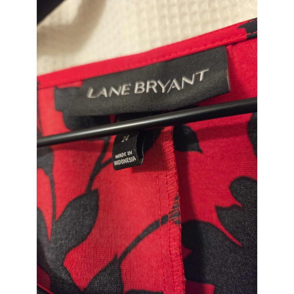 Lane Bryant Red Black Floral Babydoll Tunic Top Long Sleeve Keyhole Size 24 - Picture 5 of 5